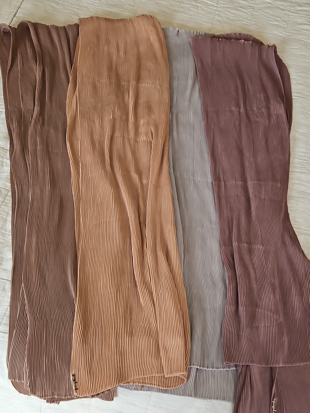 Hijab. Pleated wide Scarfs. Taupe, Camel, Gray, Mauve
